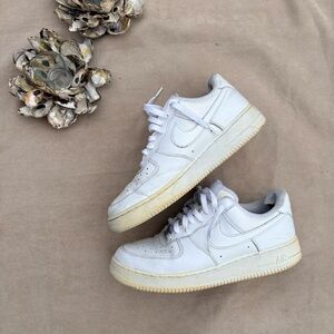 Pre-Owned AF1 Nike Air Force 1 White Casual Sneakers - 9.5